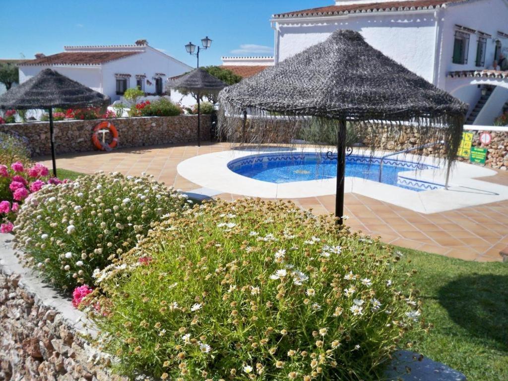 Apartamento Capistrano Village Nerja Zewnętrze zdjęcie